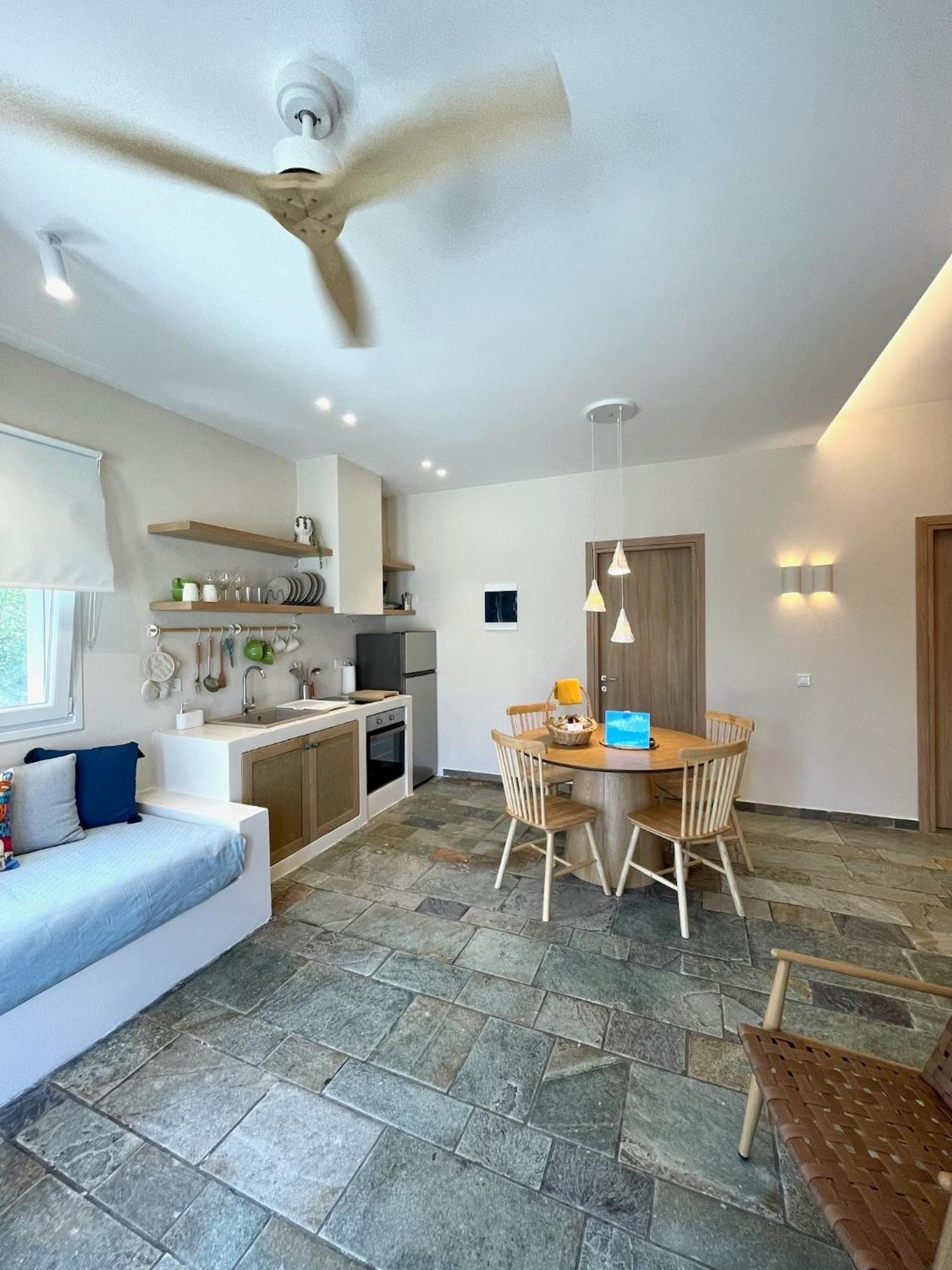Staybridge Apartments, Mesongí Zewnętrze zdjęcie